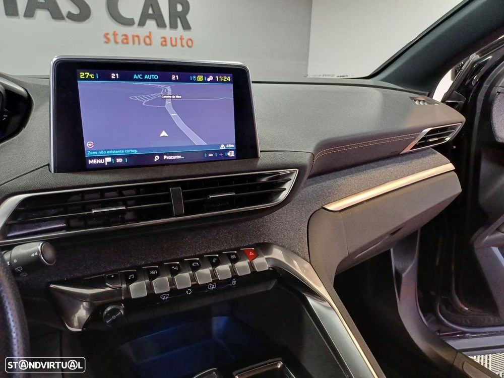 Peugeot 3008 1.6 Hybrid4 GT e-EAT8 - 21