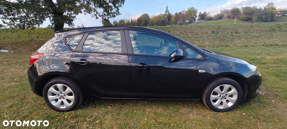 Opel Astra - 16