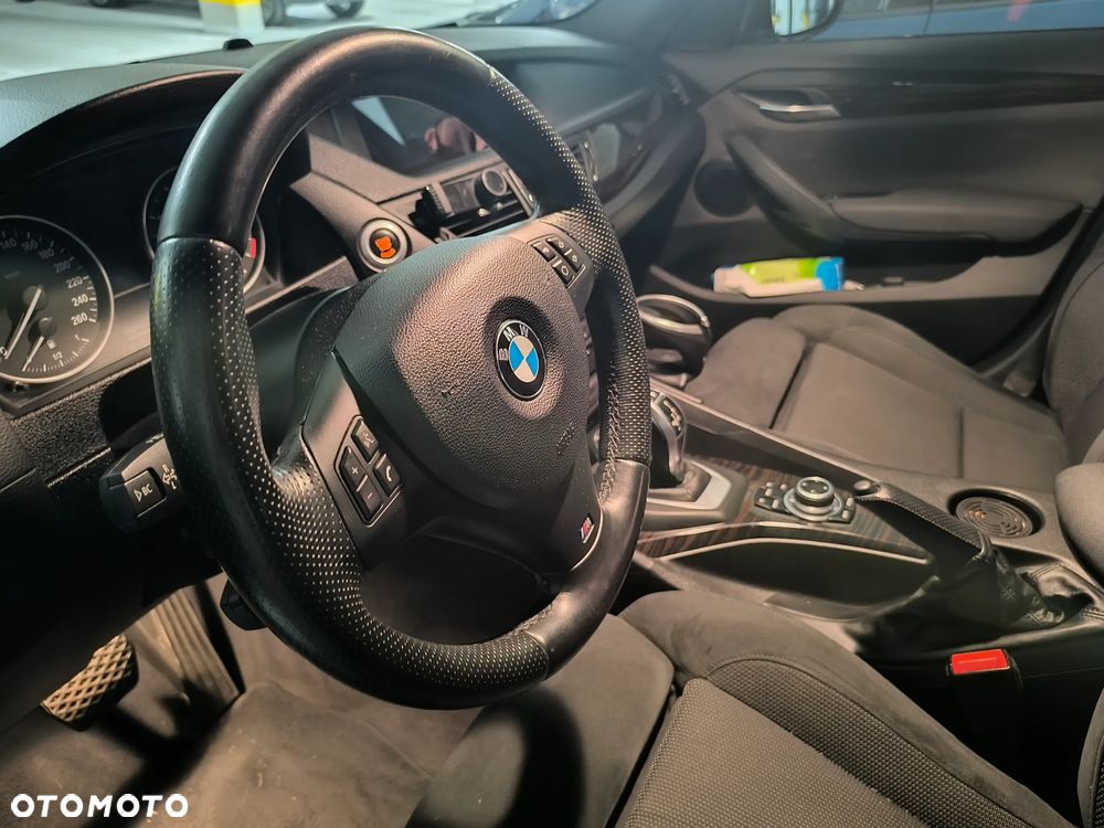 BMW X1 xDrive20i - 11