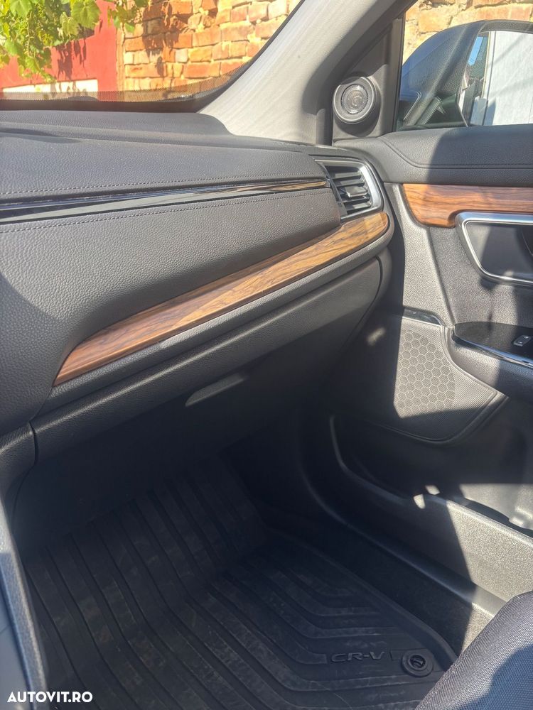 Honda CR-V 1.5 VTEC Turbo 4WD CVT Executive - 4