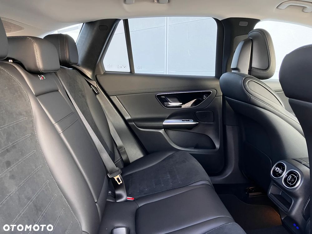 Mercedes-Benz GLC 220 d mHEV 4-Matic AMG Line - 6