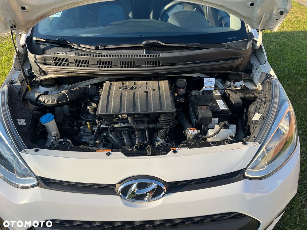 Hyundai i10 1.0 BlueDrive Comfort - 10