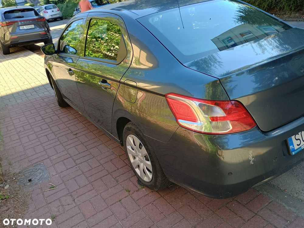 Peugeot 301 - 4