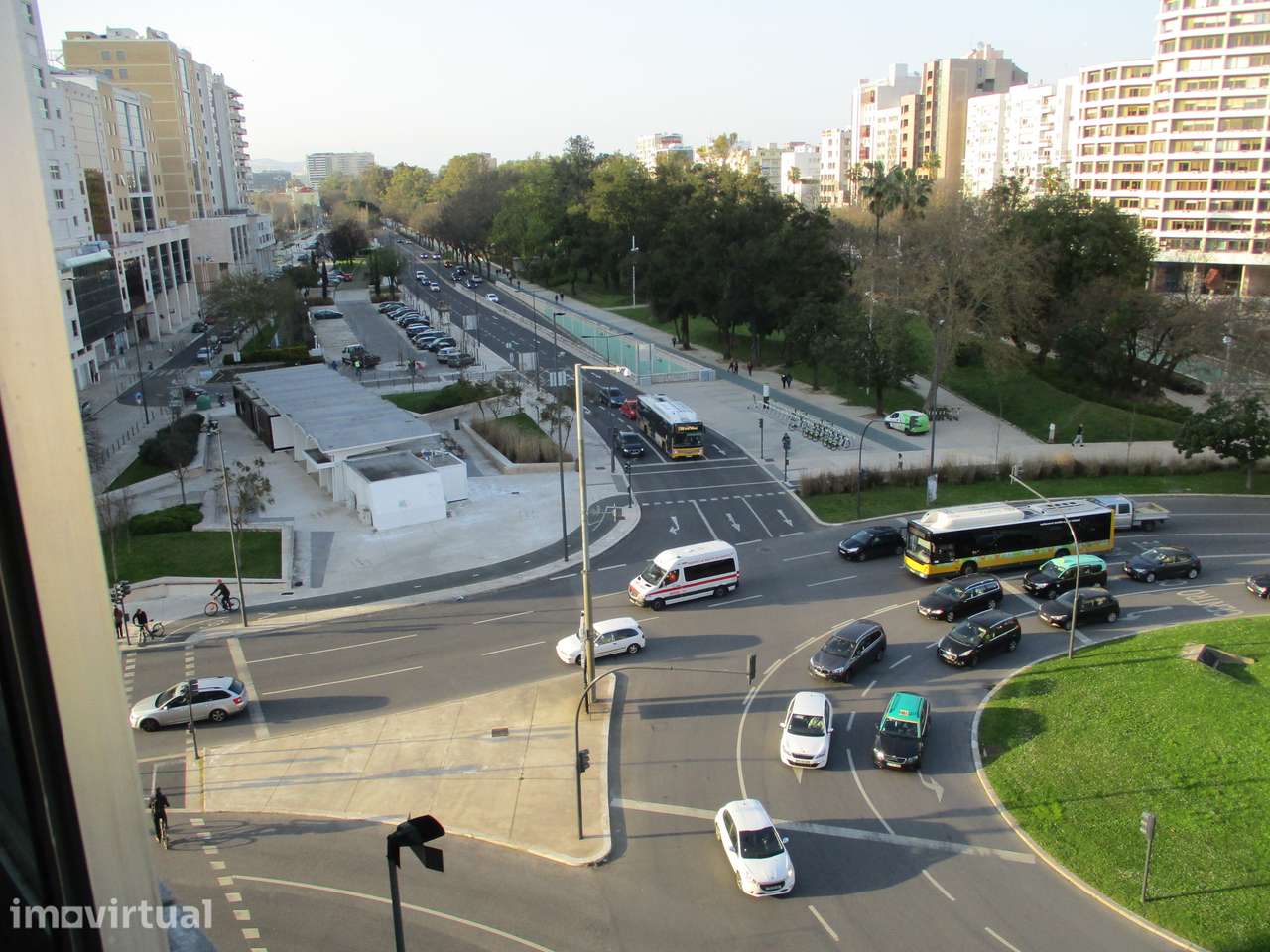 Apartamento T 4 Rotunda Entrecampos Lisboa - Grande imagem: 2/33