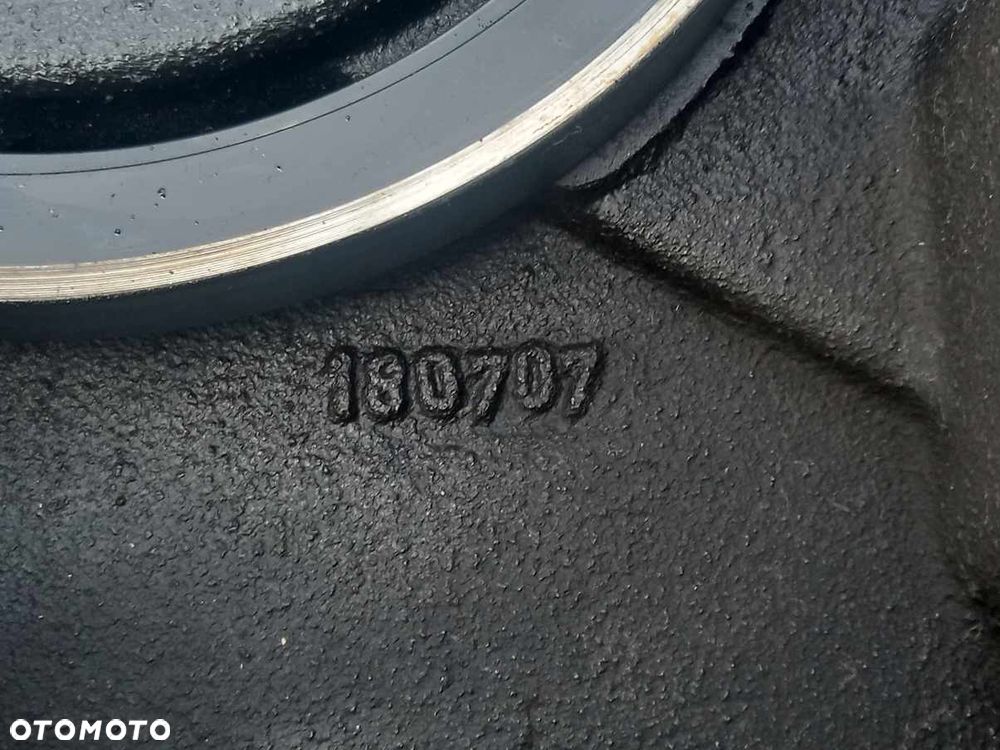 Przedni WOM New Holland T7.230 - 9