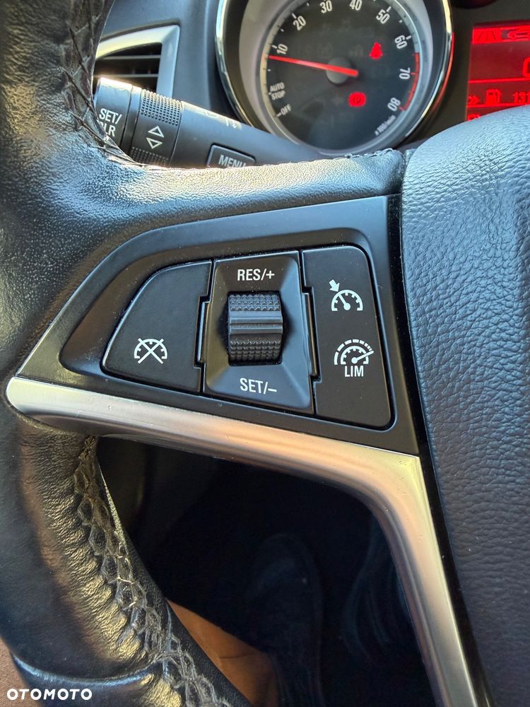 Opel Astra 1.4 Turbo Sport - 21