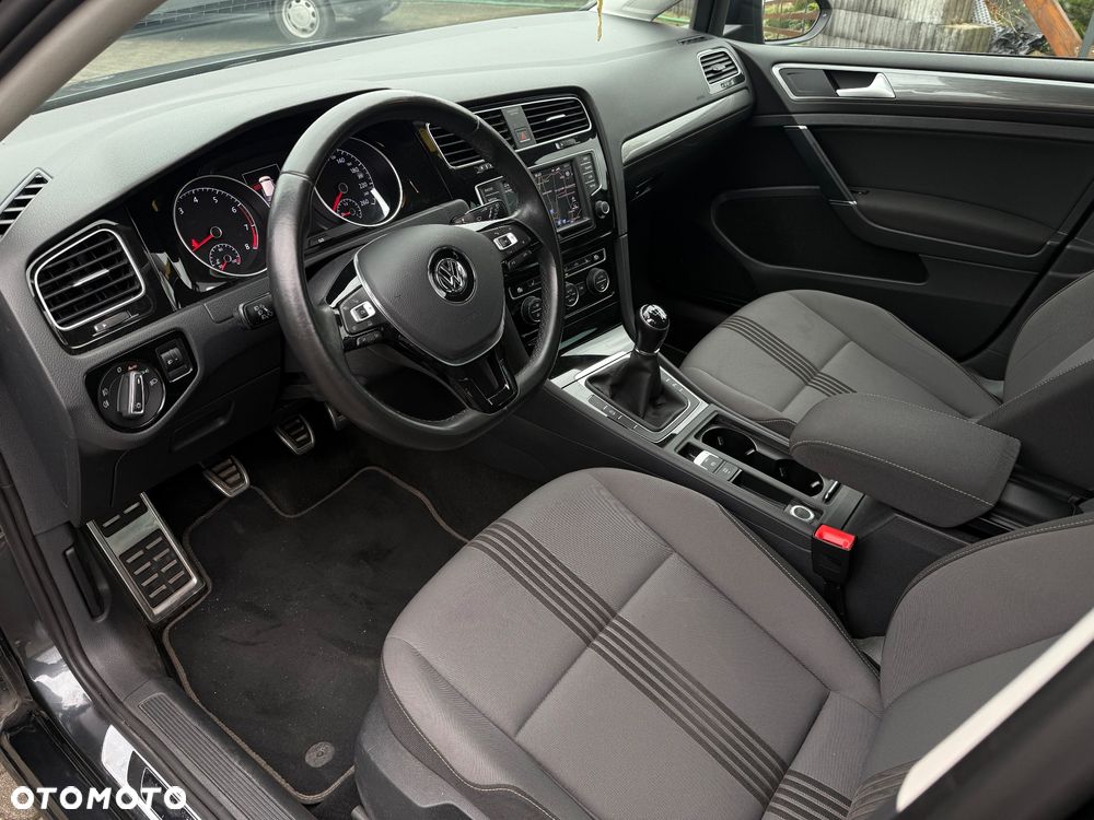 Volkswagen Golf 1.2 TSI BlueMotion Technology Allstar - 15
