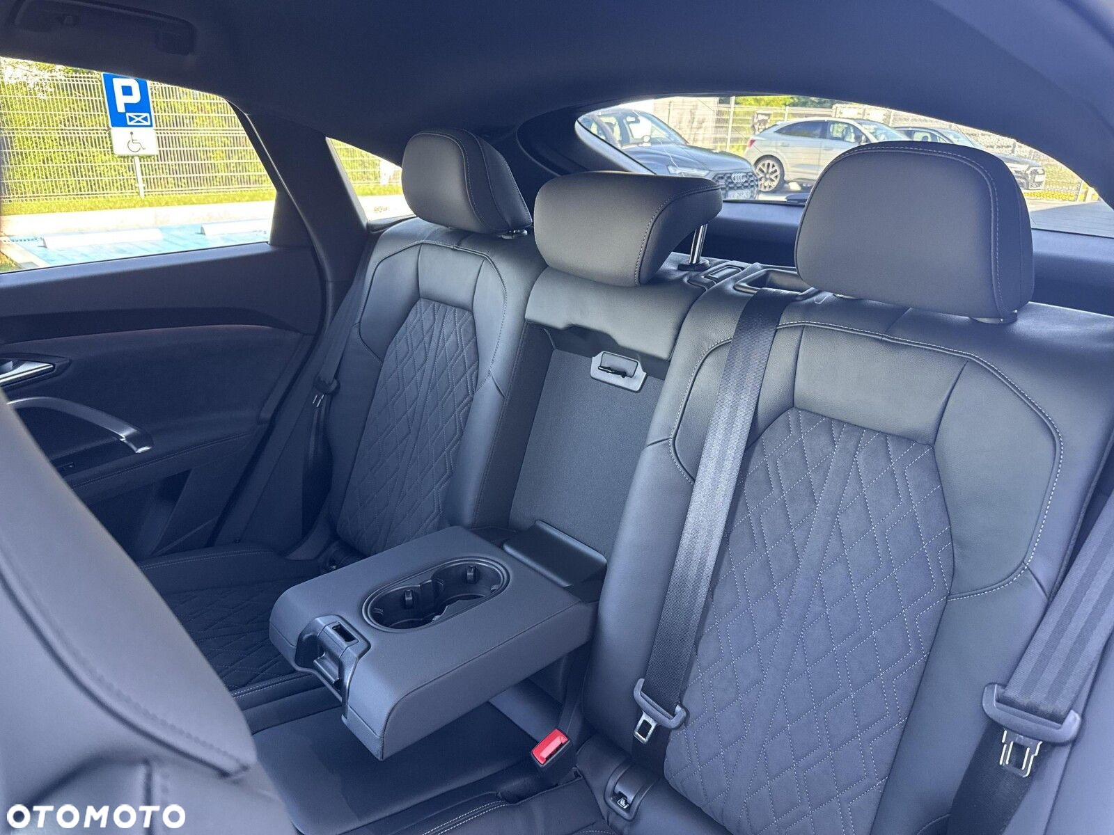 Audi Q5 Sportback - 16