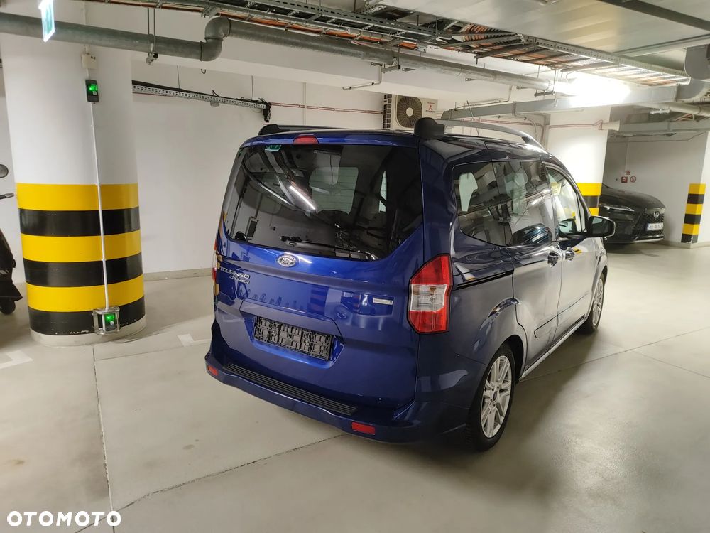 Ford Tourneo Courier 1.0 EcoBoost Titanium - 8