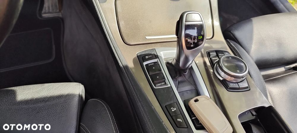 BMW Seria 5 530d xDrive Sport-Aut Modern Line - 9