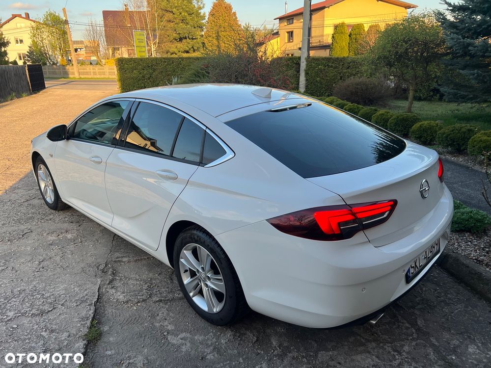 Opel Insignia 2.0 CDTI Cosmo - 4