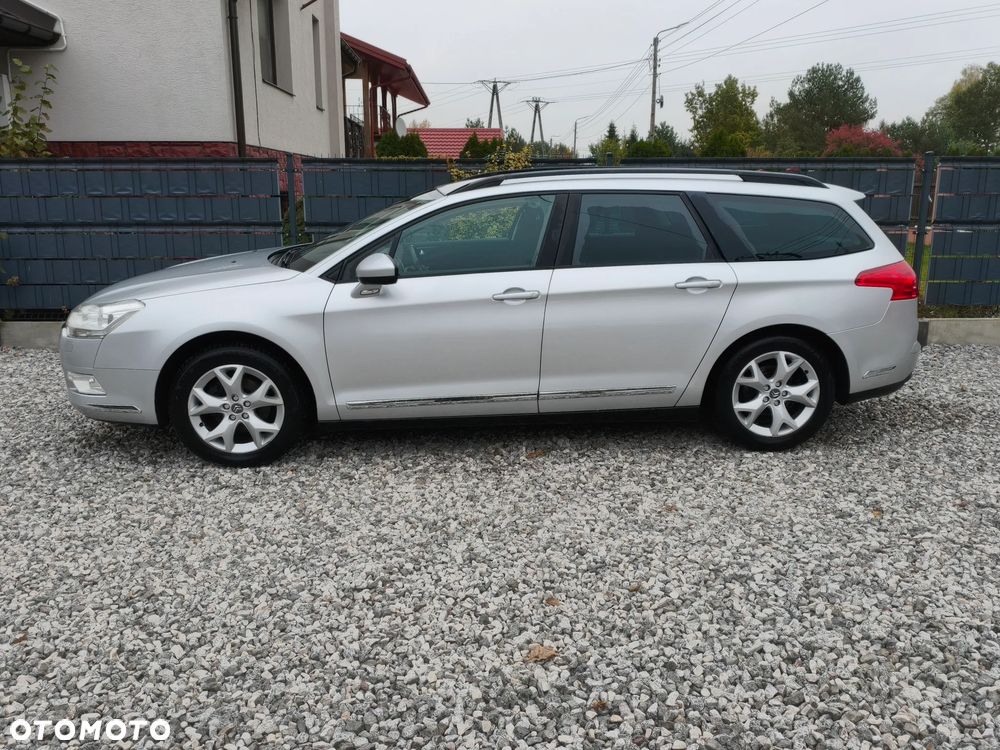 Citroen C5 2010 photo 2