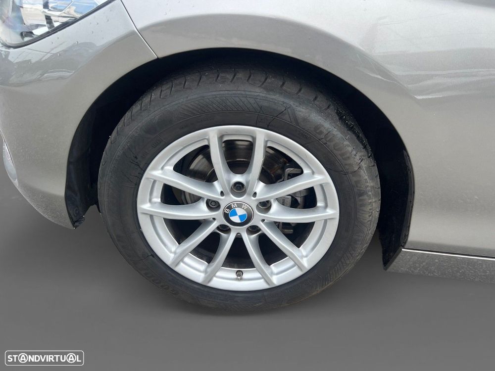 BMW 116 d Line Sport - 14