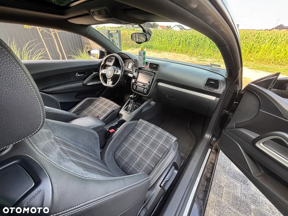 Volkswagen Scirocco 1.4 TSI Edition - 12