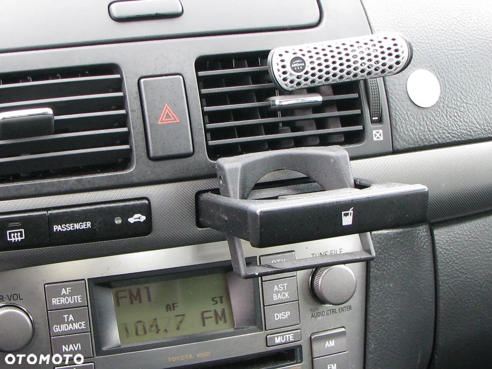 Toyota Avensis 2.0 VVT-i Executive - 19