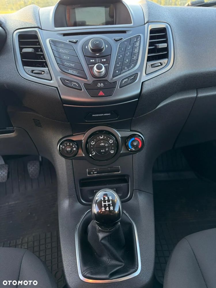 Ford Fiesta - 6