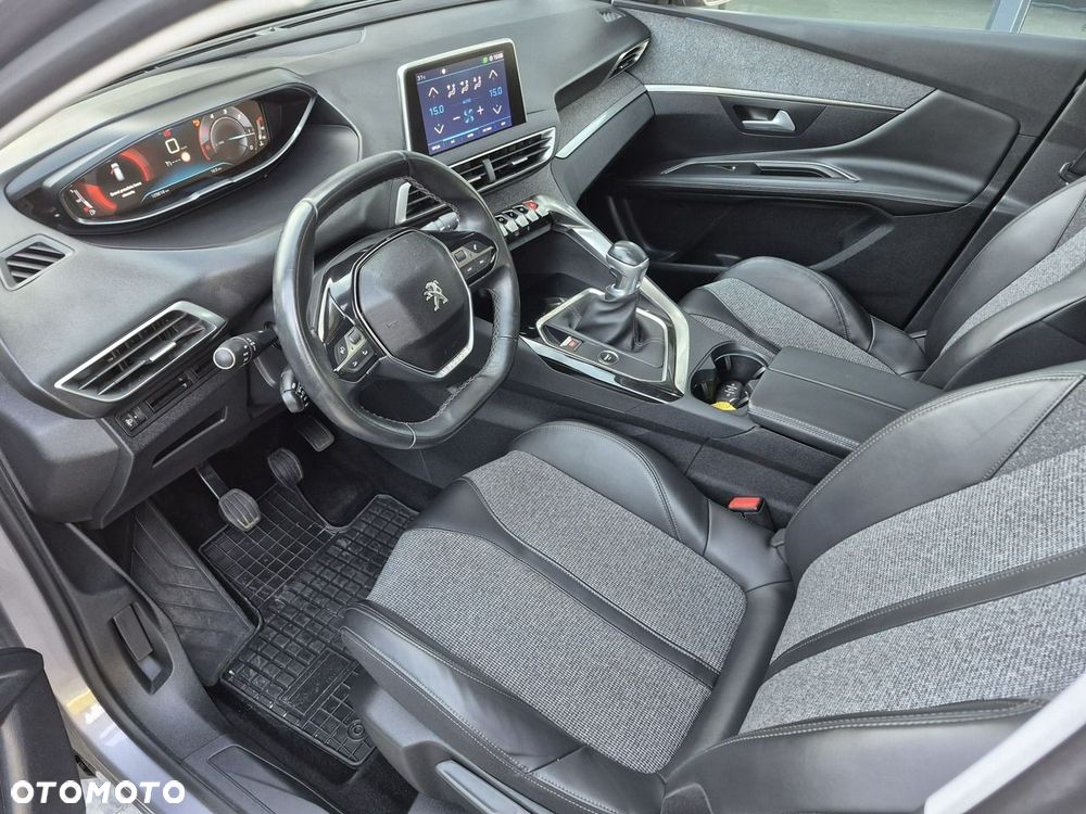 Peugeot 3008 - 6