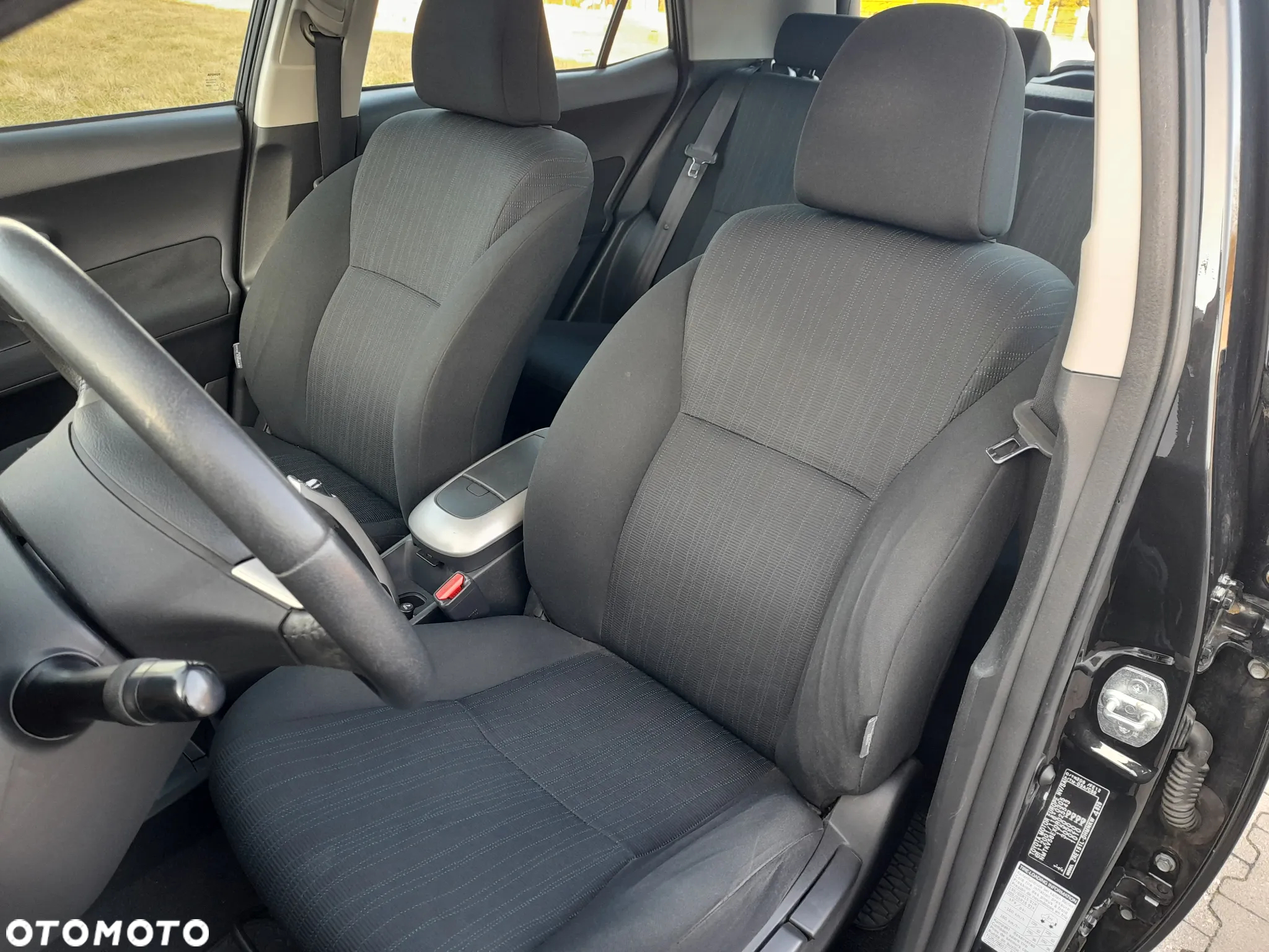 Toyota Auris 1.6 VVT-i Premium - 14