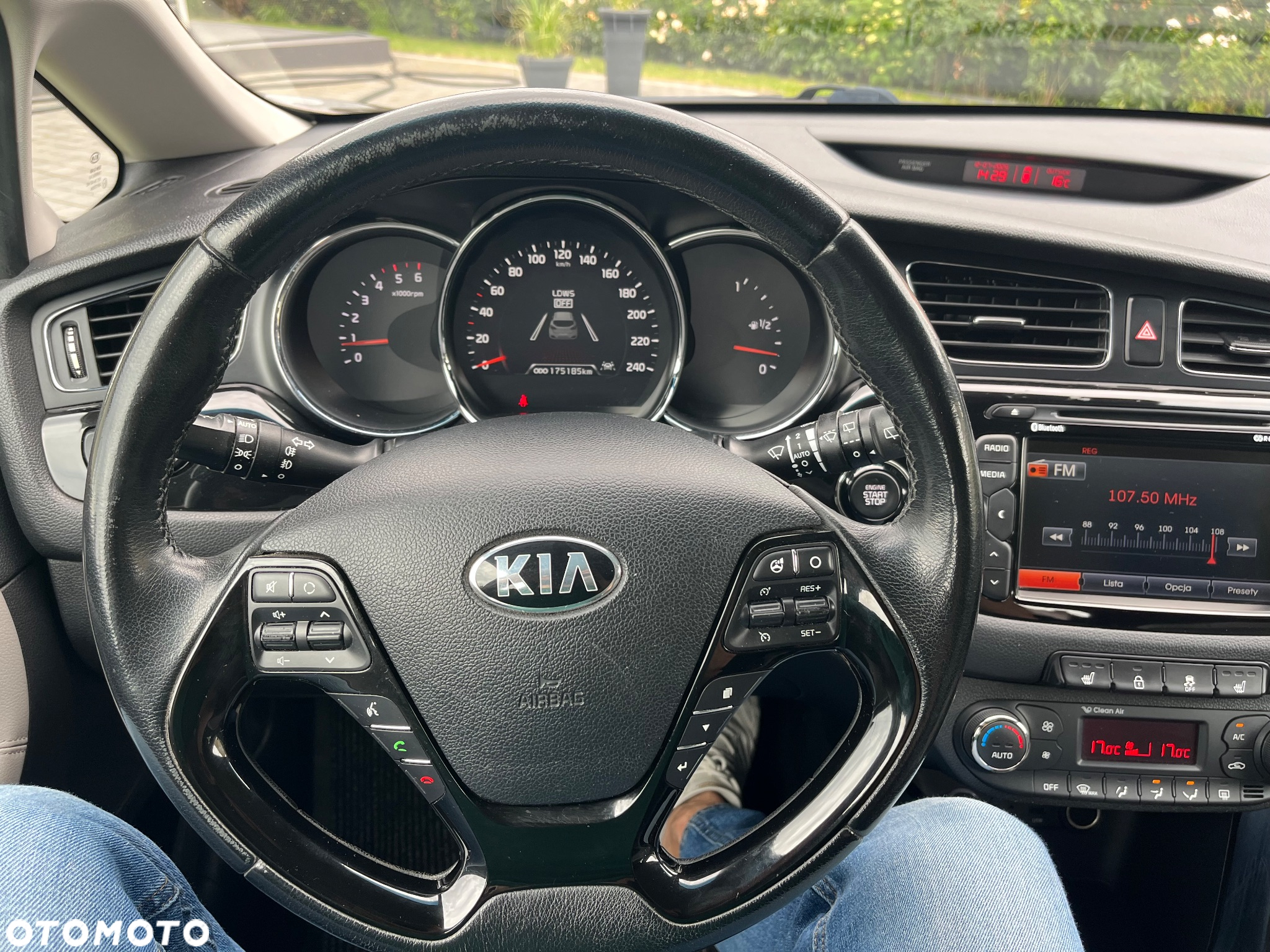 Kia Ceed 1.6 CRDi SW Spirit - 6