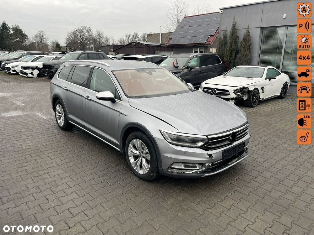 Volkswagen Passat Alltrack 2.0 TDI SCR DSG 4Motion - 1
