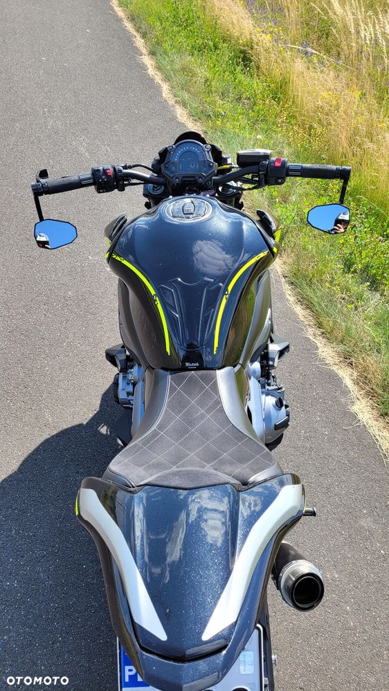 Kawasaki Z 900 - 17