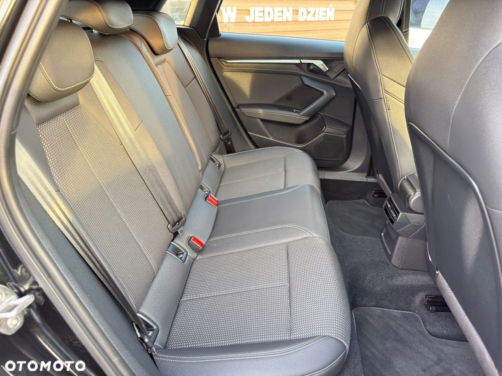 Audi A3 Sportback TFSI 110 kW ack S tronic S line - 18