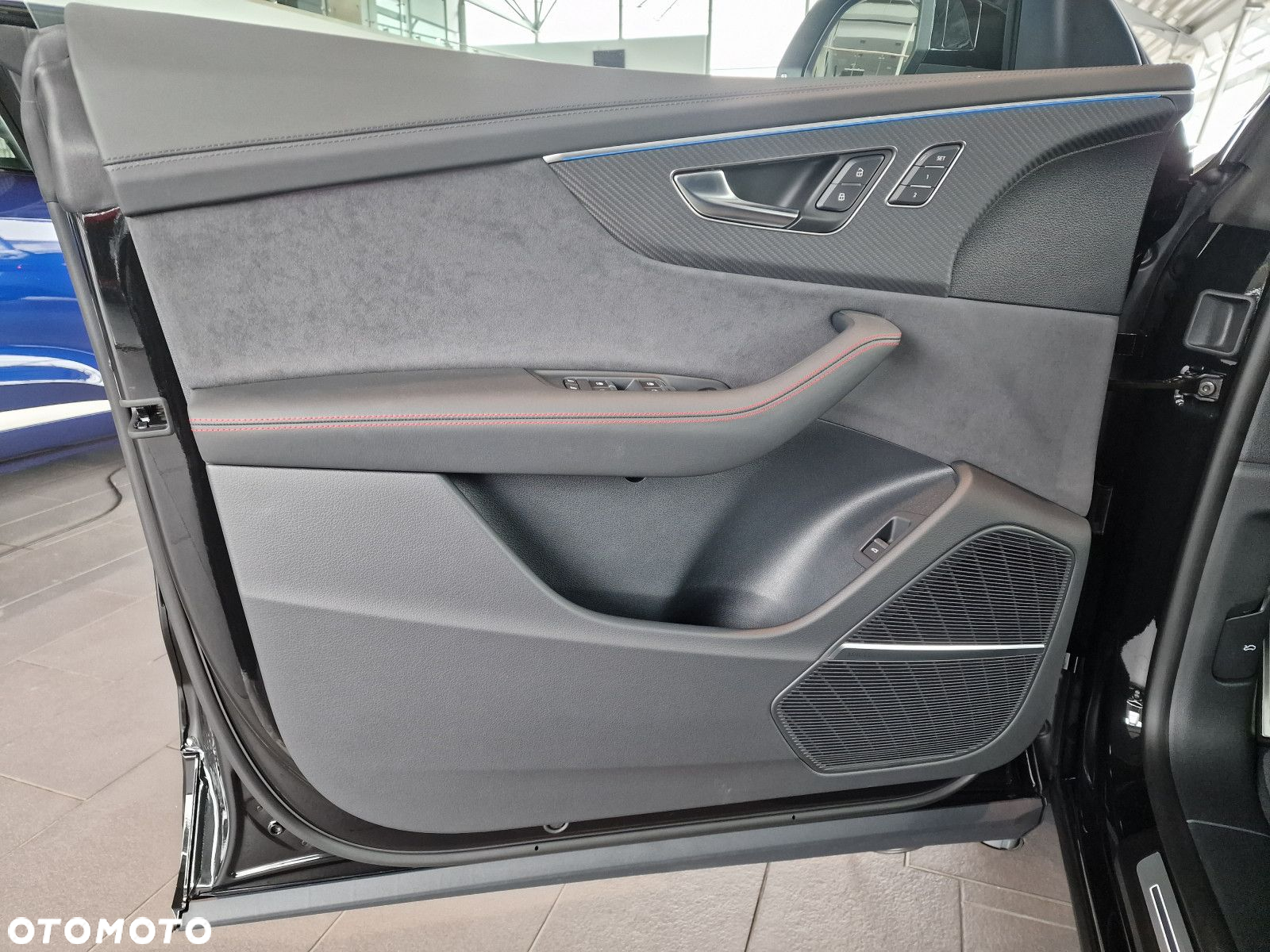 Audi RS Q8 - 15
