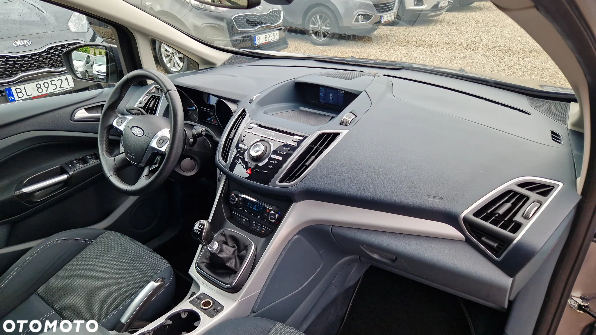 Ford C-MAX 1.6 EcoBoost Titanium - 16