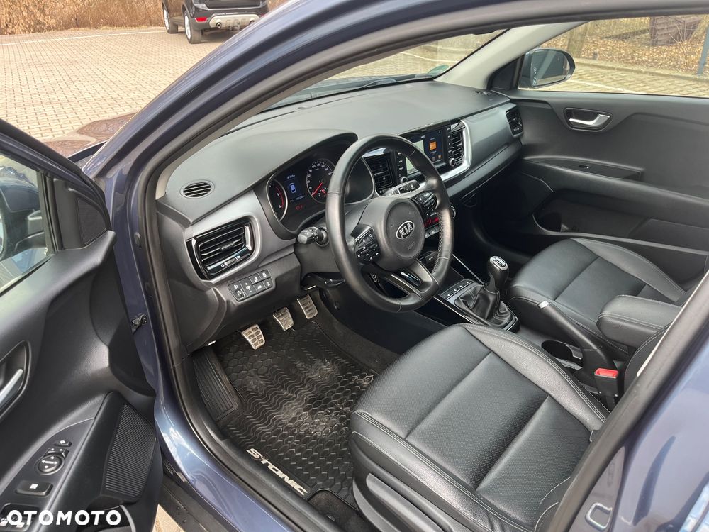 Kia Stonic - 6