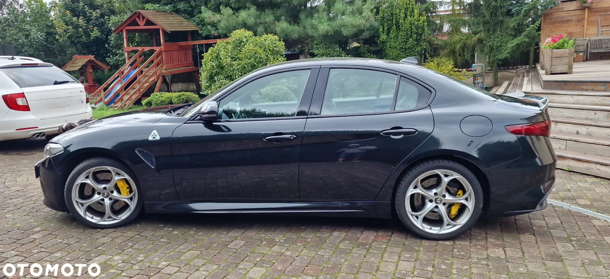 Alfa Romeo Giulia 2.9 V6 Bi-Turbo AT8 Quadrifoglio - 12