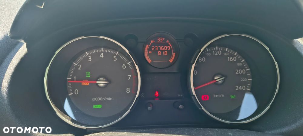 Nissan Qashqai 2.0 4x4 Tekna - 19