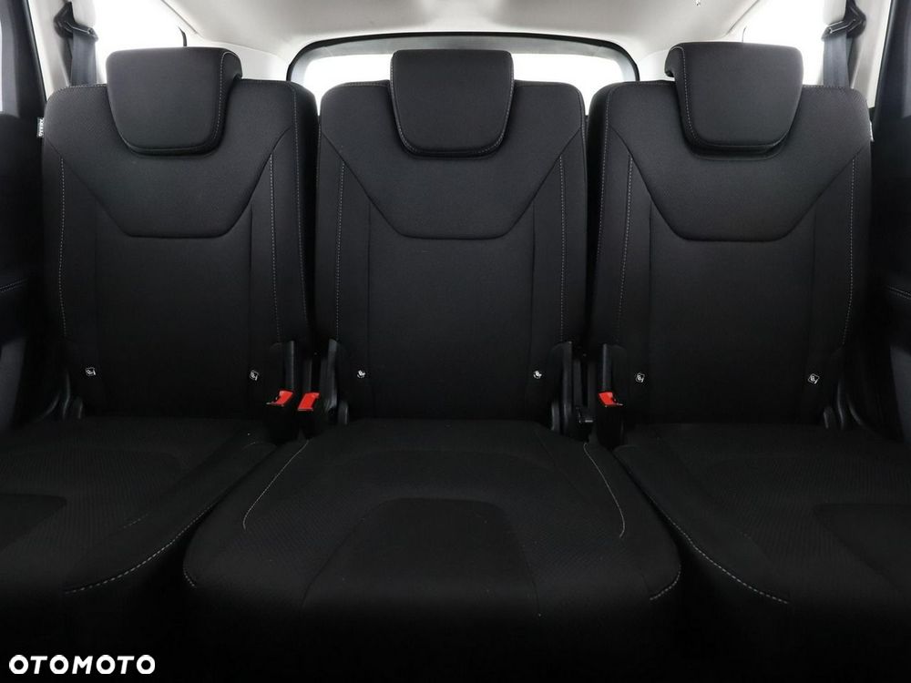 Ford S-Max 2.0 EcoBlue Titanium - 19