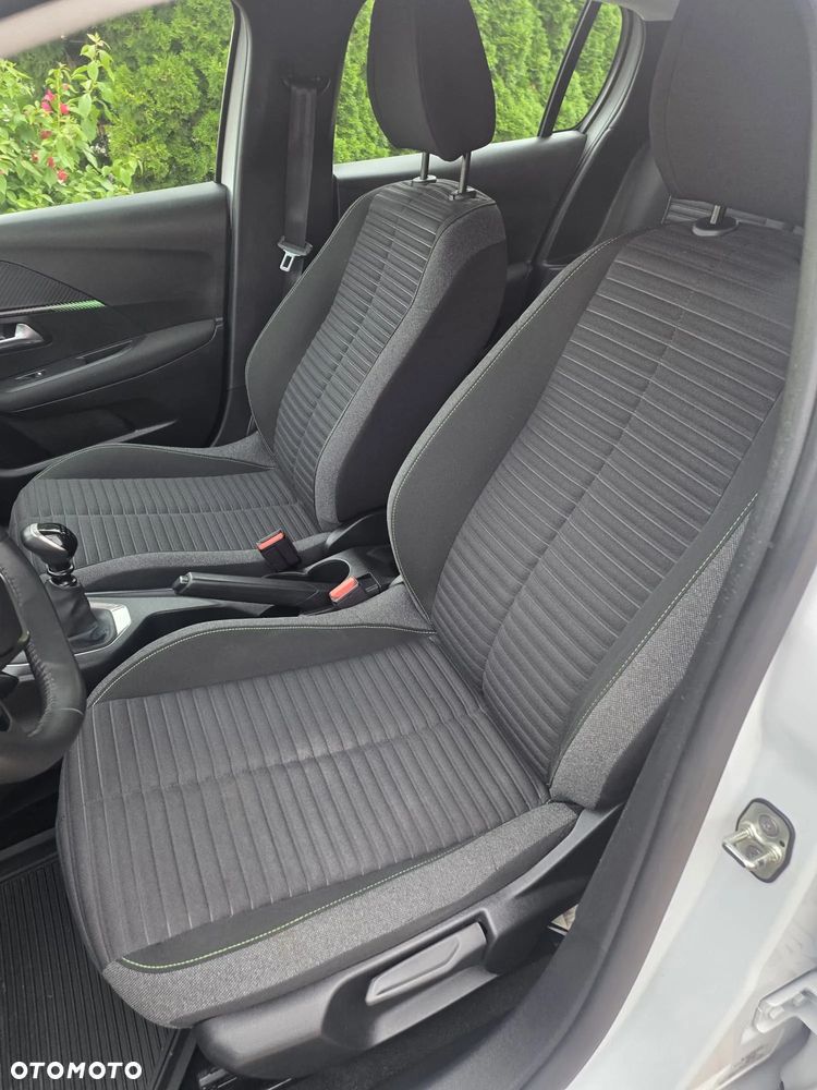Peugeot 208 PureTech 100 Active - 13