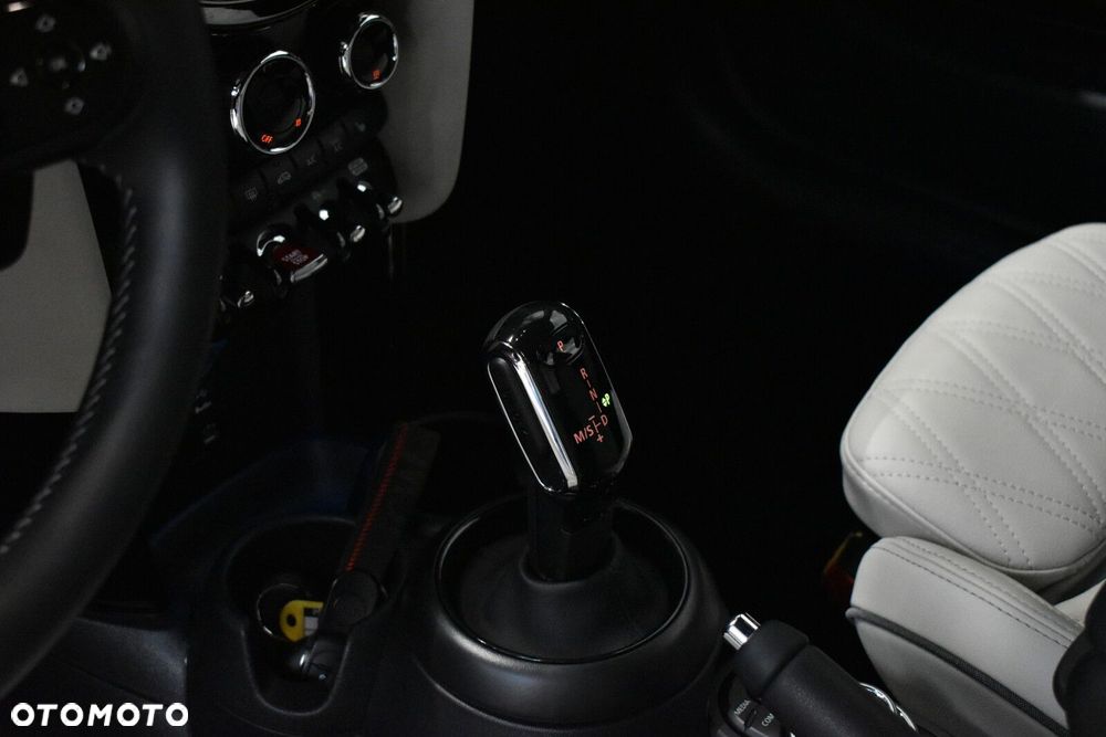 MINI Cooper - 16