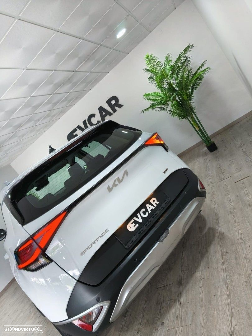 Kia Sportage 1.6 T-GDi PHEV Tech - 17