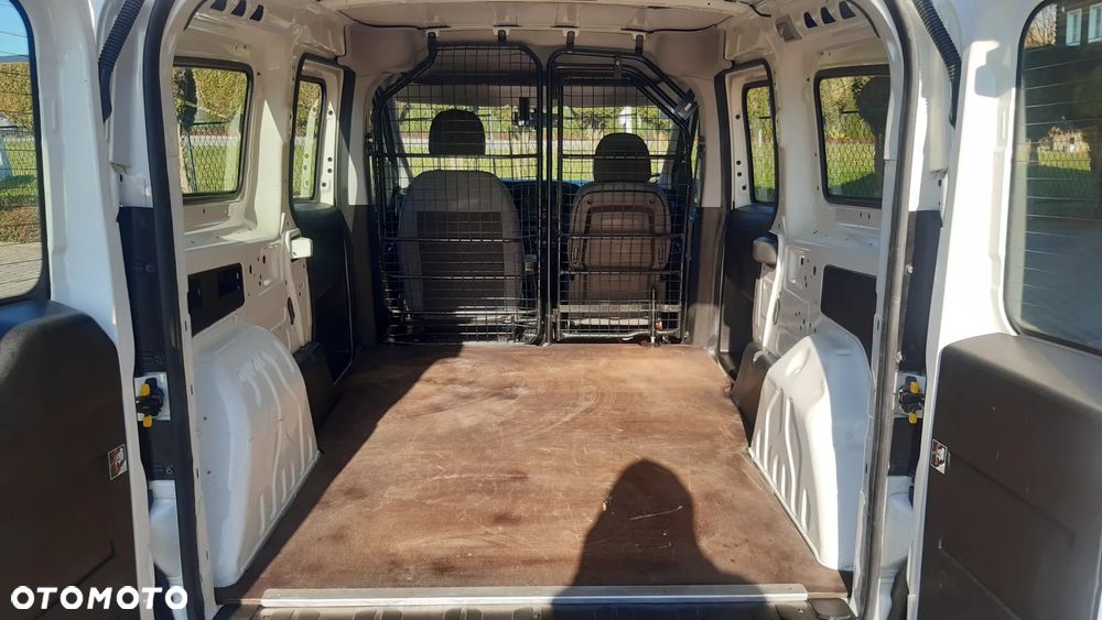 Fiat Doblo - 10
