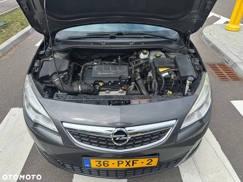 Opel Astra 1.4 Turbo Cosmo - 7