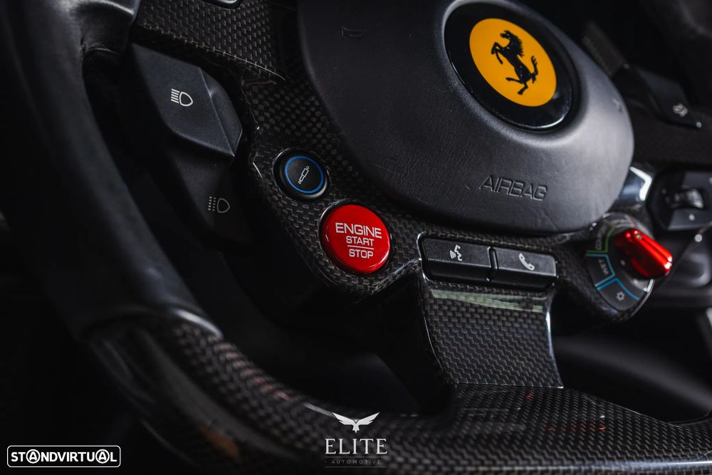 Ferrari GTC4 Lusso - 21