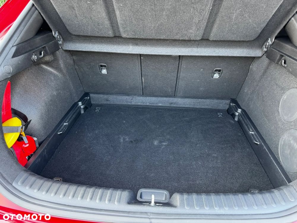 Kia XCeed 1.4 T-GDI L Business Line DCT - 14
