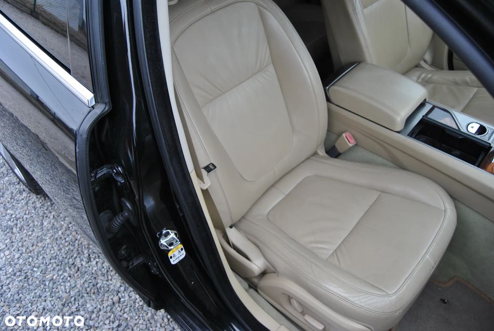 Jaguar XF 3.0 V6 Edition - 17