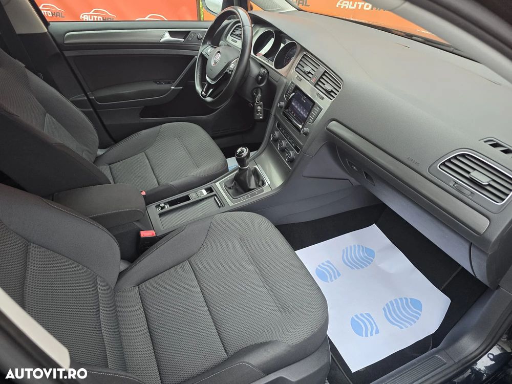 Volkswagen Golf 1.6 TDI DPF BlueMotion - 6