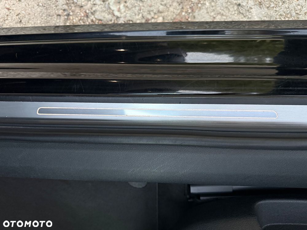 Audi A6 Avant 2.0 TDI Ultra DPF S tronic - 39