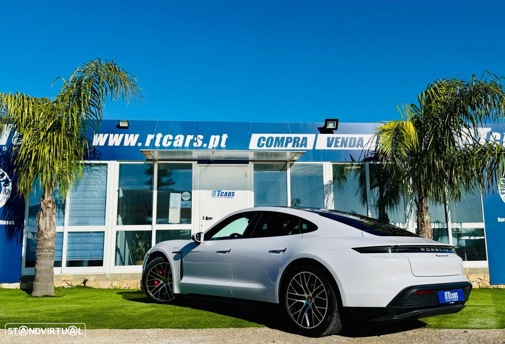 Porsche Taycan 4S - 11