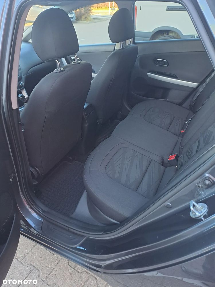 Kia Ceed 1.6 GDI XL - 9