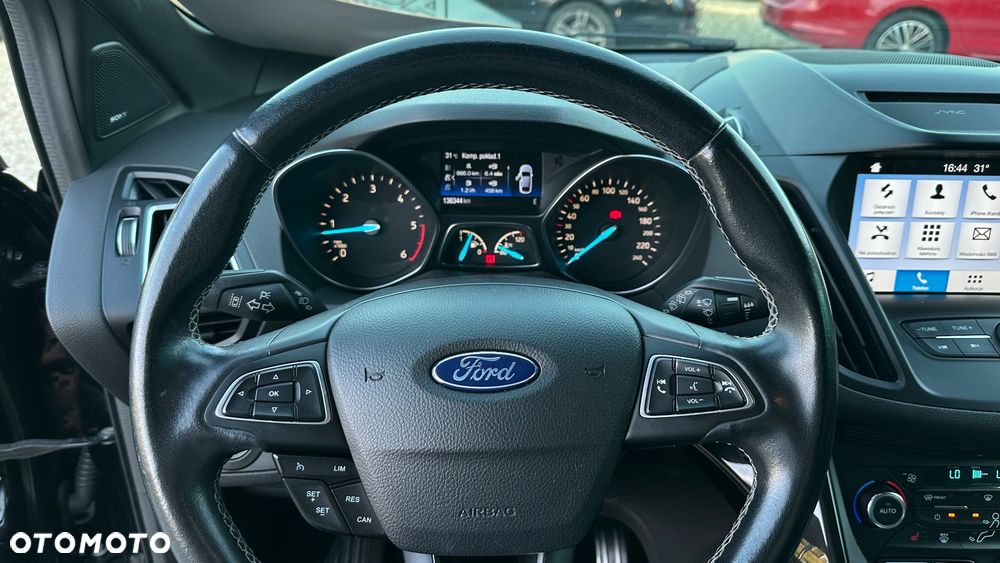 Ford Kuga 2.0 TDCi 4x4 ST-Line - 14