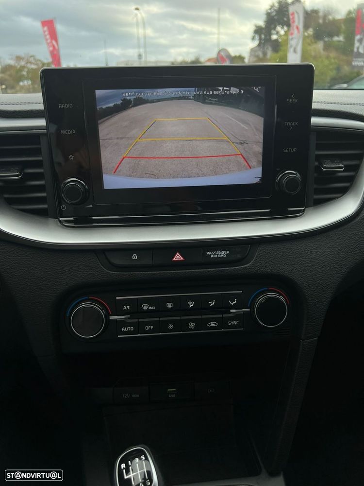 Kia Ceed 1.0 T-GDI Drive - 11