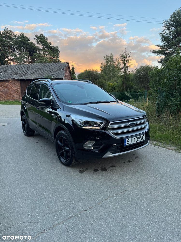 Ford Kuga 1.5 EcoBoost 2x4 Titanium - 6