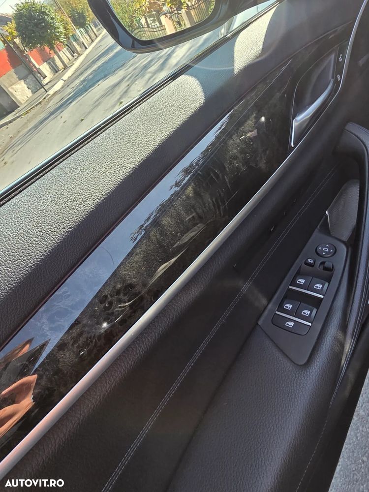 BMW Seria 5 530e Aut. M Sport Edition - 20