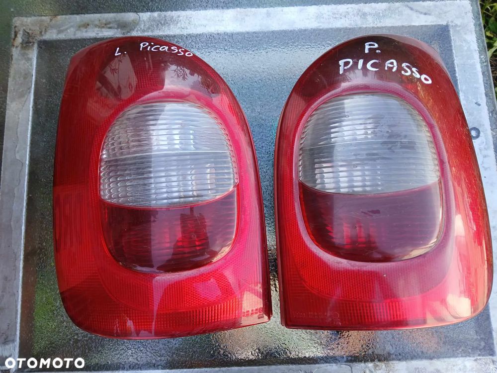 Citroen Xsara Picasso Lampy tylne Valeo Lewa, prawa - 1