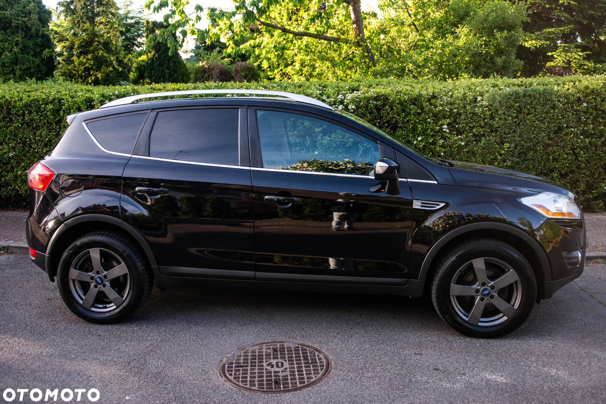 Ford Kuga 2.0 TDCi 4WD Titanium - 4